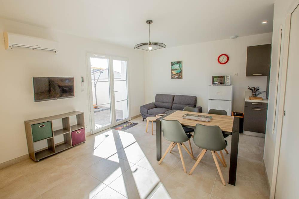 LE VAISSEAU Maison avec piscine/parking/wifi/plages 5kms Les Mathes Extérieur photo