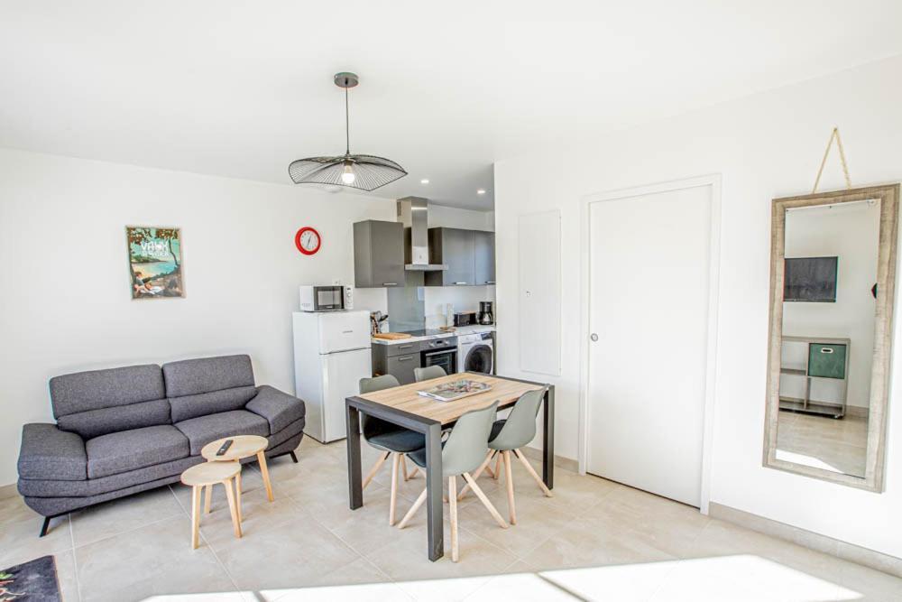 LE VAISSEAU Maison avec piscine/parking/wifi/plages 5kms Les Mathes Extérieur photo