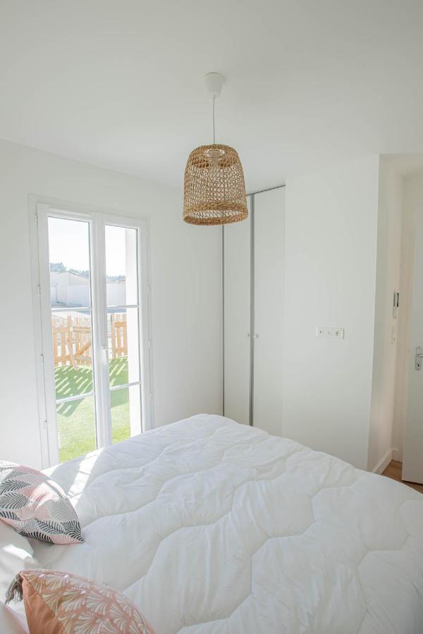LE VAISSEAU Maison avec piscine/parking/wifi/plages 5kms Les Mathes Extérieur photo