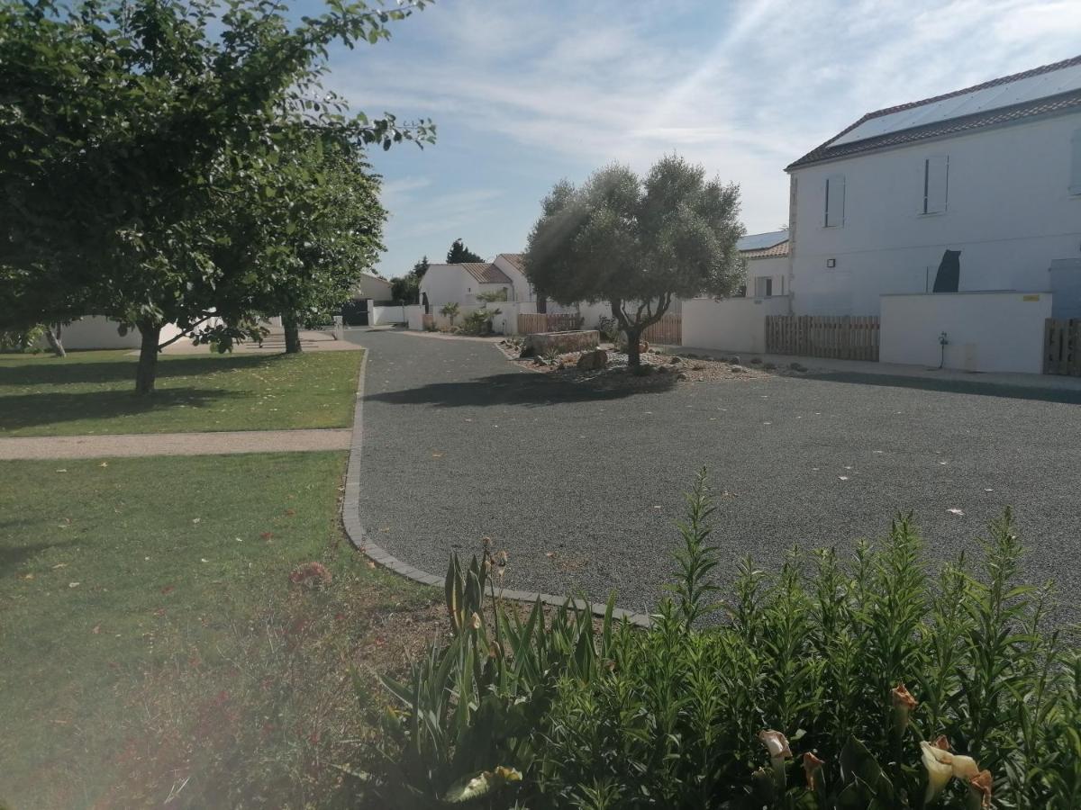 LE VAISSEAU Maison avec piscine/parking/wifi/plages 5kms Les Mathes Extérieur photo